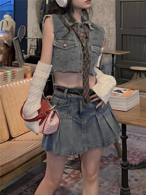 [Huaxi] fashion single breasted Vest + age reducing skirt two piece suit (with belt) 9159\pcz