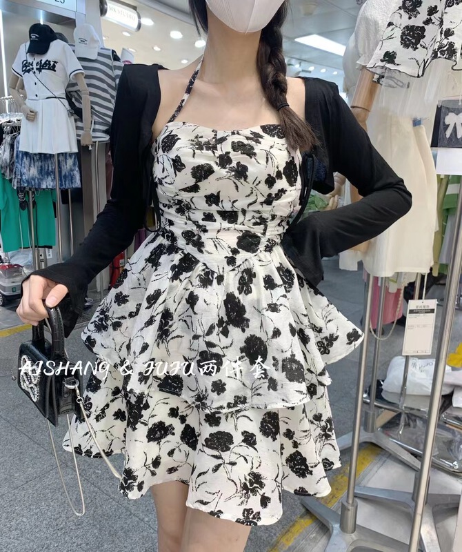 [AI Shang] comfortable and versatile solid color blouse + temperament small woman suspender dress set 98186\hjy