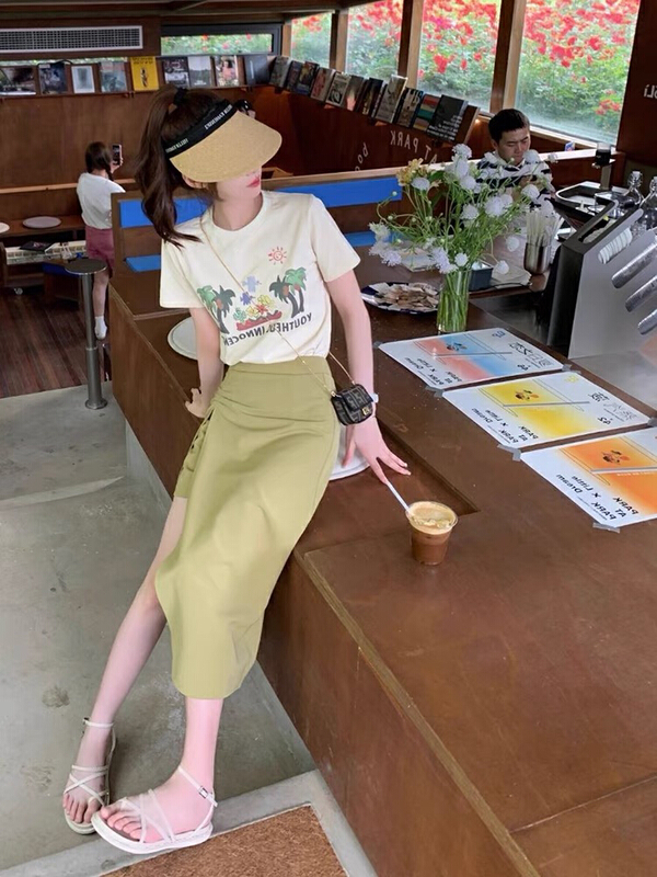 [jun.t] round neck short sleeve T-shirt + irregular design skirt set 6157\pcz