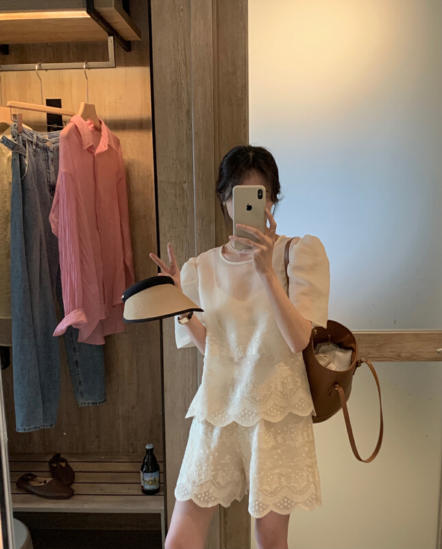 [Daidai] heavy industry Korean style embroidery shirt + comfortable casual Shorts Set 4906\hbx