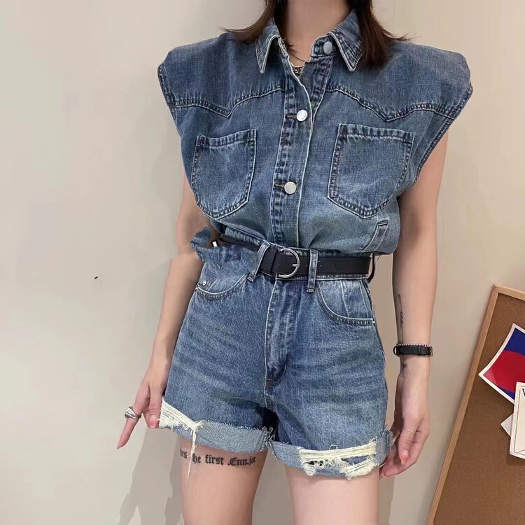 [Lala] Korean sleeveless shirt + high waist slim Shorts Set (with belt) 8897\wtt
