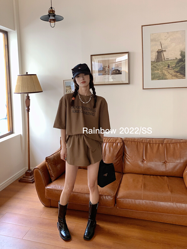 [rainbow] letter contrast short sleeve T-shirt + loose comfortable casual pants set 08198\wtt