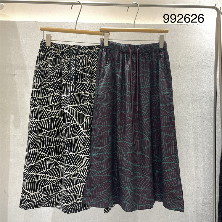 [twenty printed wood] Japanese Floral lady skirt 992626\l