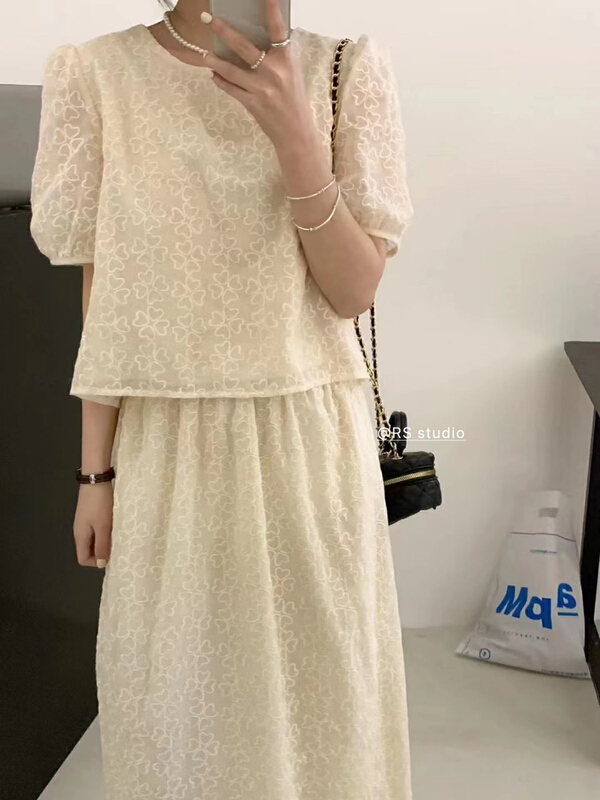 [RS] loose bubble sleeve blouse + simple lady skirt set dh2196\xyy