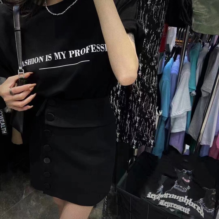 [Yan Zhen] simple loose round neck letter short sleeve T-shirt 98846\pcz