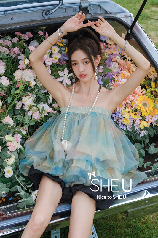 【 she u 】 Korean version gradient puffy cloud yarn two-piece skirt c80685