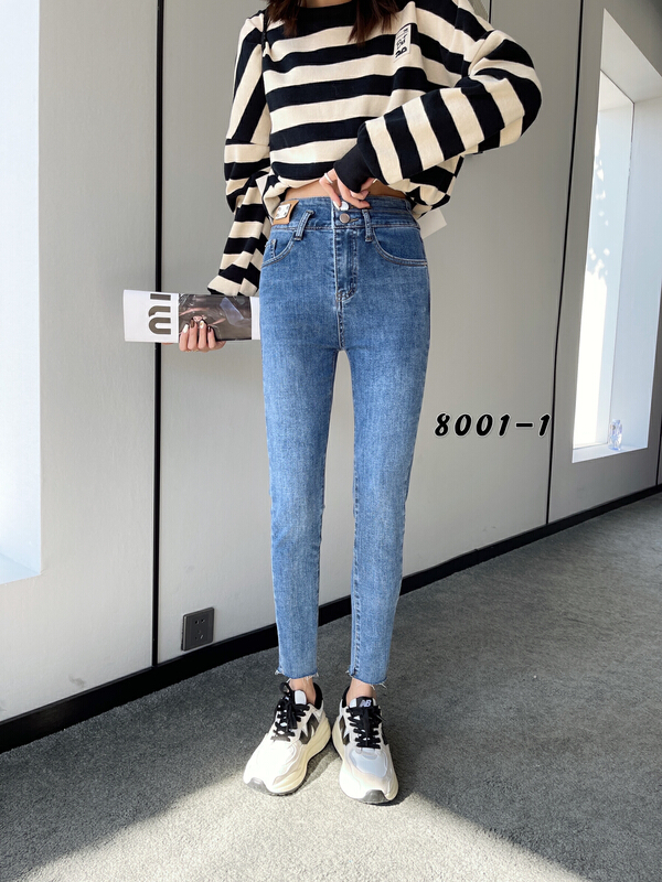 New year in early spring! [Mina] Korean version small foot double button high waist jeans 8001-1\lsw
