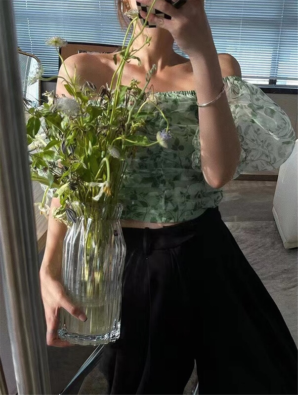 [Bella Bella] mesh off shoulder floral shirt 6901\wtt