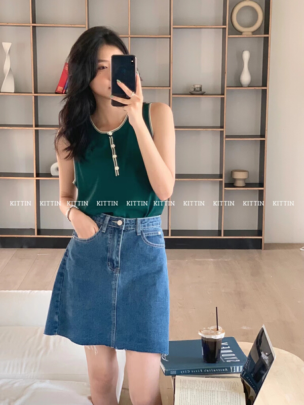【 Kittin 】 Korean linen color blocked sleeveless sweater 1303