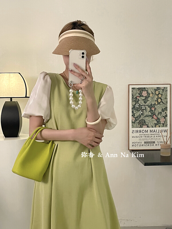 [Mi Xiang] split sleeve Hepburn waist back careful machine dress 5365\hjy