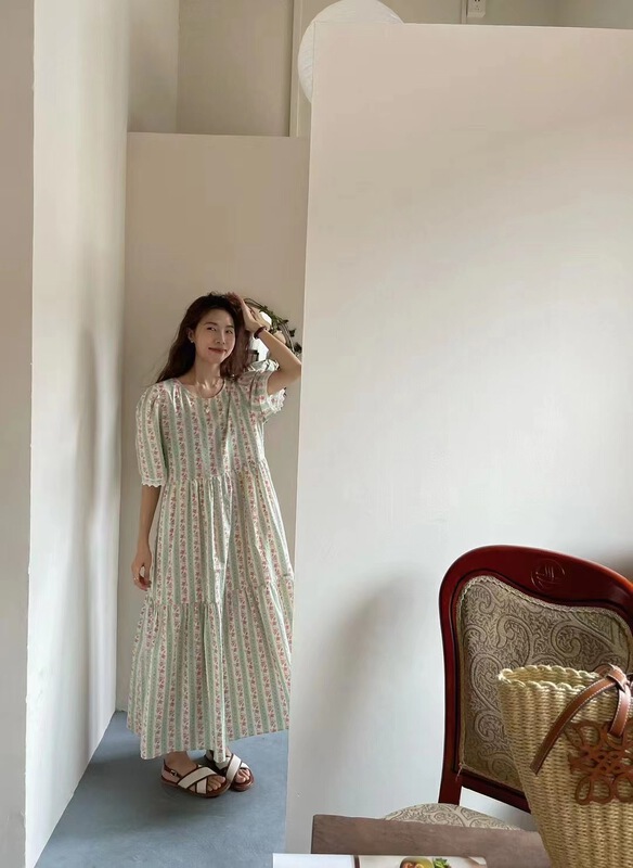 [buyer Yan Xuan youu] Korean floral loose long bubble sleeve dress s0191\cl