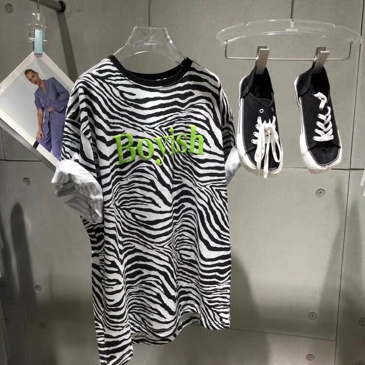 In early summer! [Amy] Korean alphabet printed short sleeve T-shirt ys1-8106\wtt