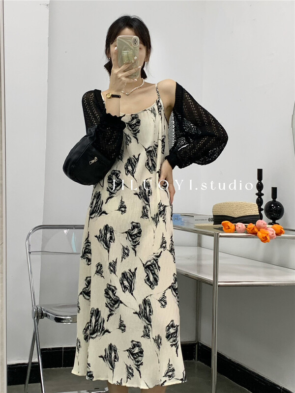 [Luoyi] pleated suspender lady dress (only skirts) 7109\l