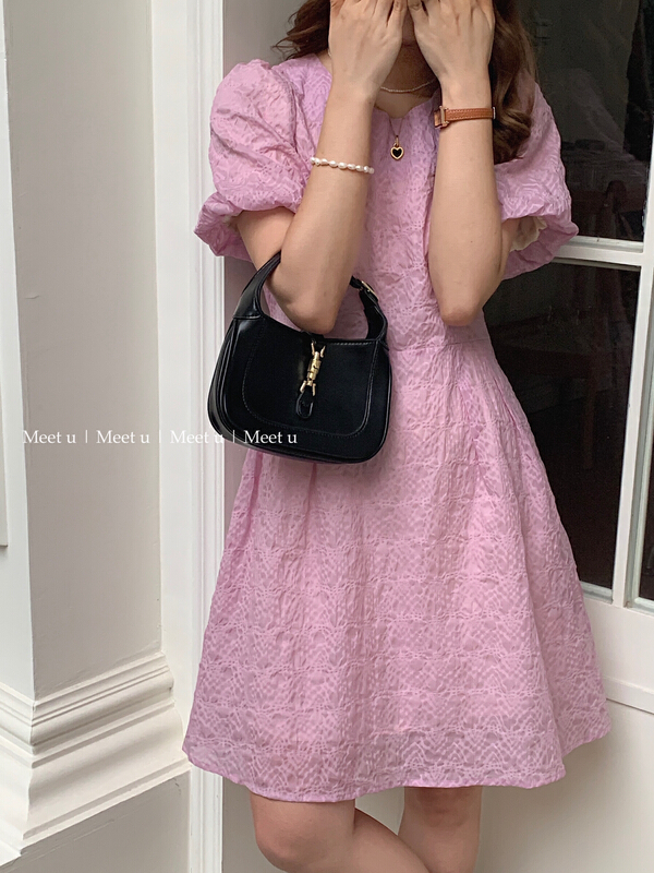 [meetu] bubble sleeve pleated thin dress 22370\hbx