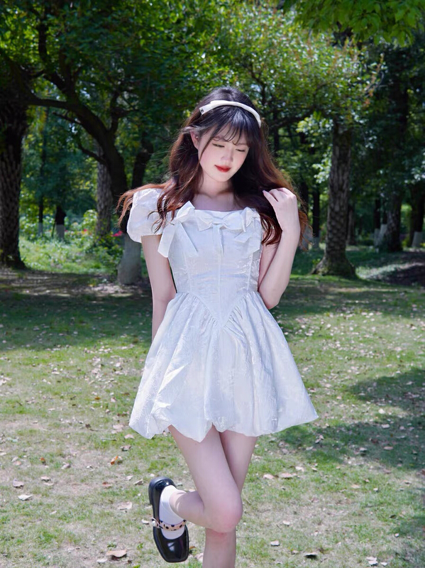 [Xinran] sweet jacquard fabric square neck bubble sleeve dress 6619\pcz