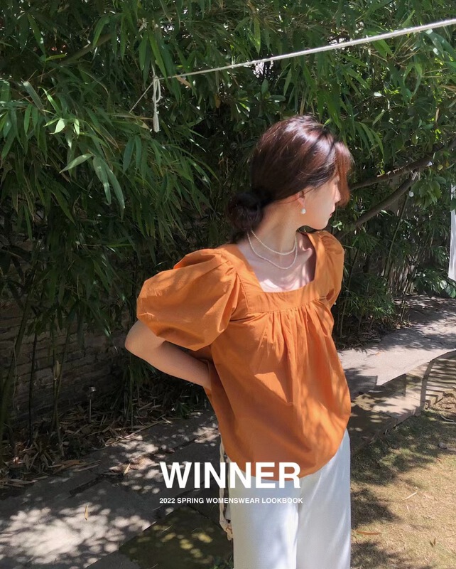 A new year in early spring! [winner] Korean version square neck bubble sleeve short shirt 8082\ll