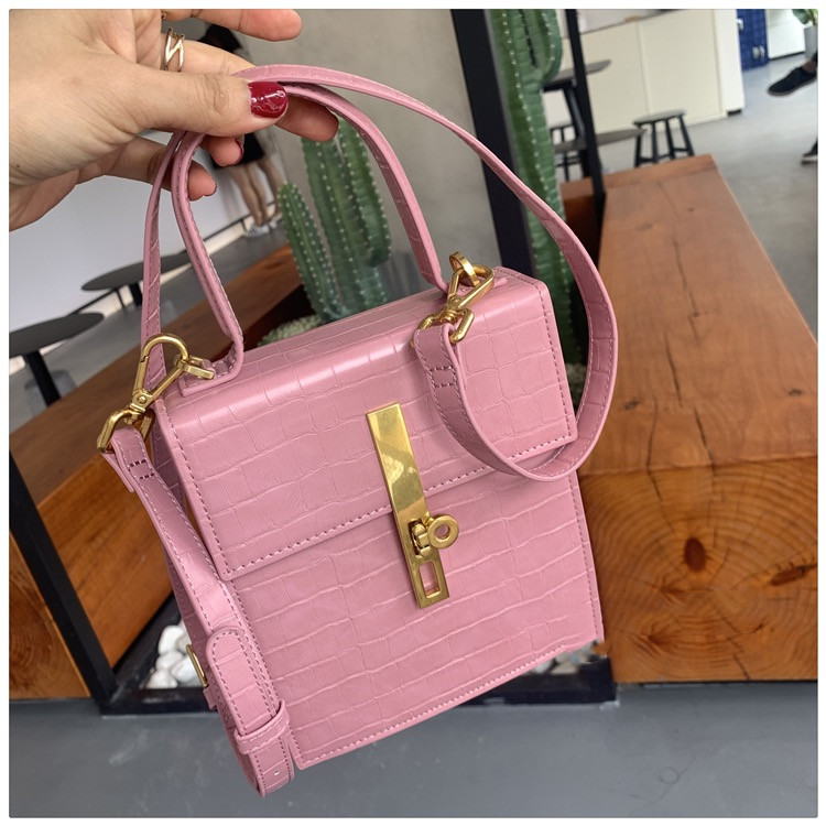[words] exclusive commuting fashion diagonal handbag (with shoulder strap) 203-2246a\cyq