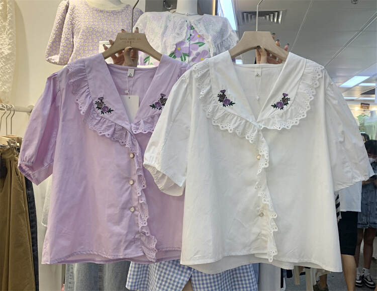 原價53.01! 初夏上新!【青青家】娃娃領泡泡袖刺繡小衫  2022#  XYY