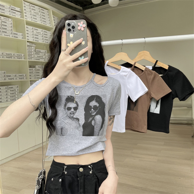 [blue show] careful machine hollowed out fashion printed short sleeve T-shirt 7015\lsw