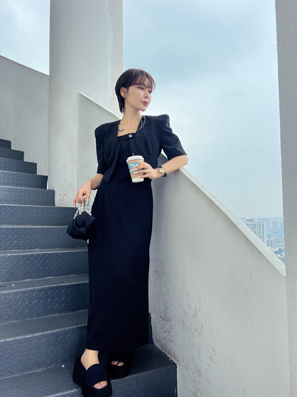 [semi vegetarian] temperament commuting versatile short jacket 563\zjy
