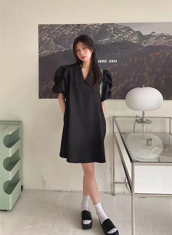 [Zhu] simple commuting French slim dress (excluding necklace) 519-1\lsw