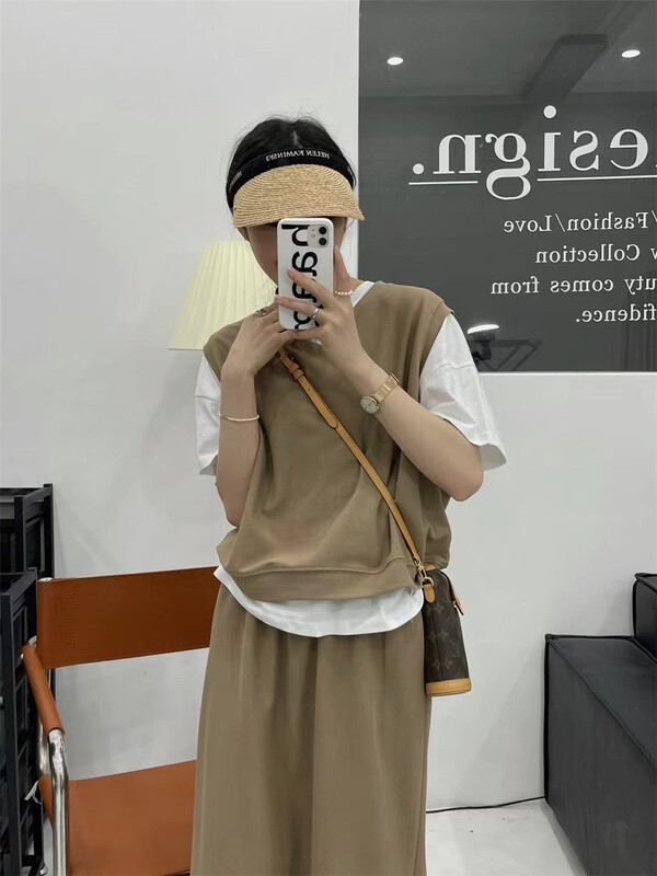 [Miss Jia] basic versatile solid Vest + loose, simple and comfortable short sleeves + Korean slim comfortable skirt suit 3357\xyy