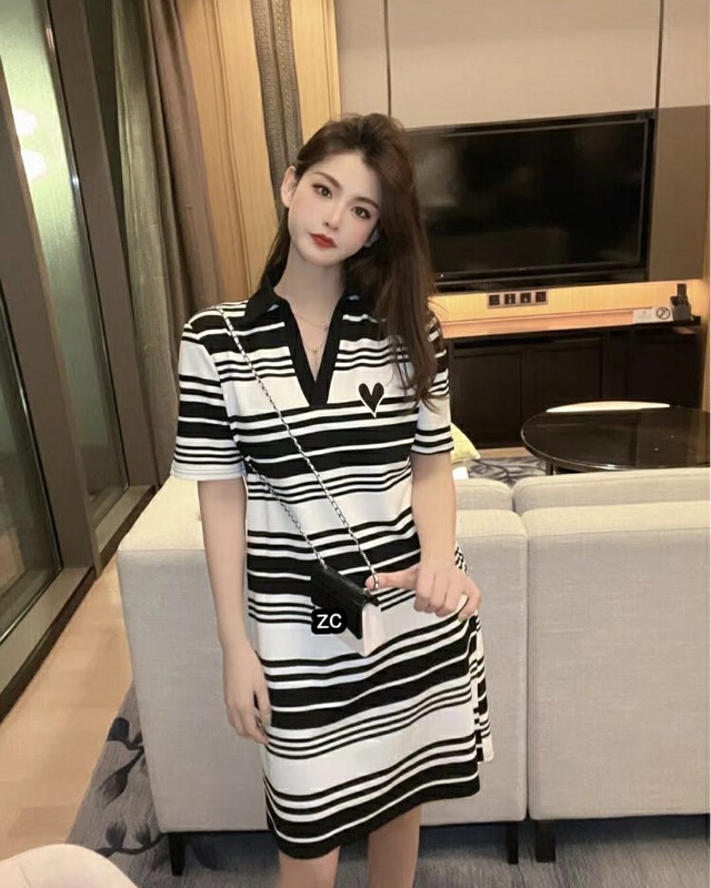 [y.jia EJA] versatile Korean love stripe knitted dress 252\pcz