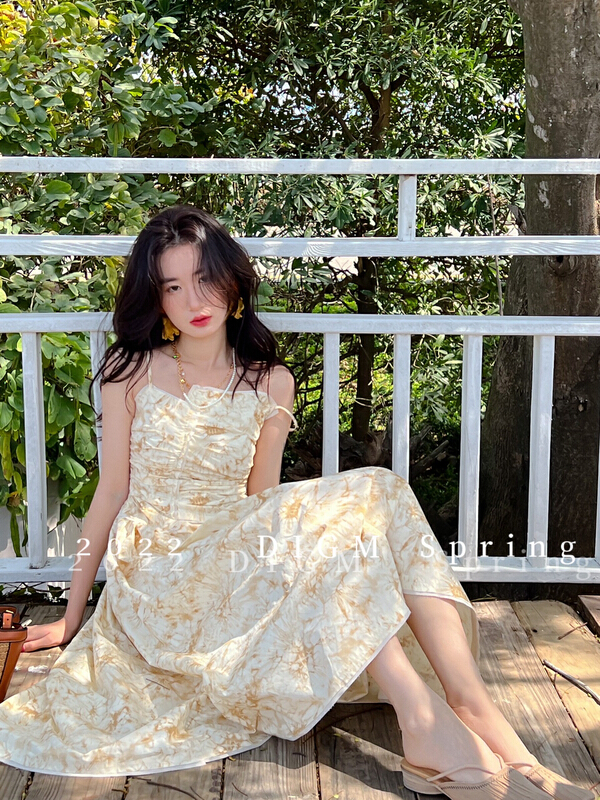In early summer! [digm] French elegant romantic pleated floral dress 7535-1\zxx