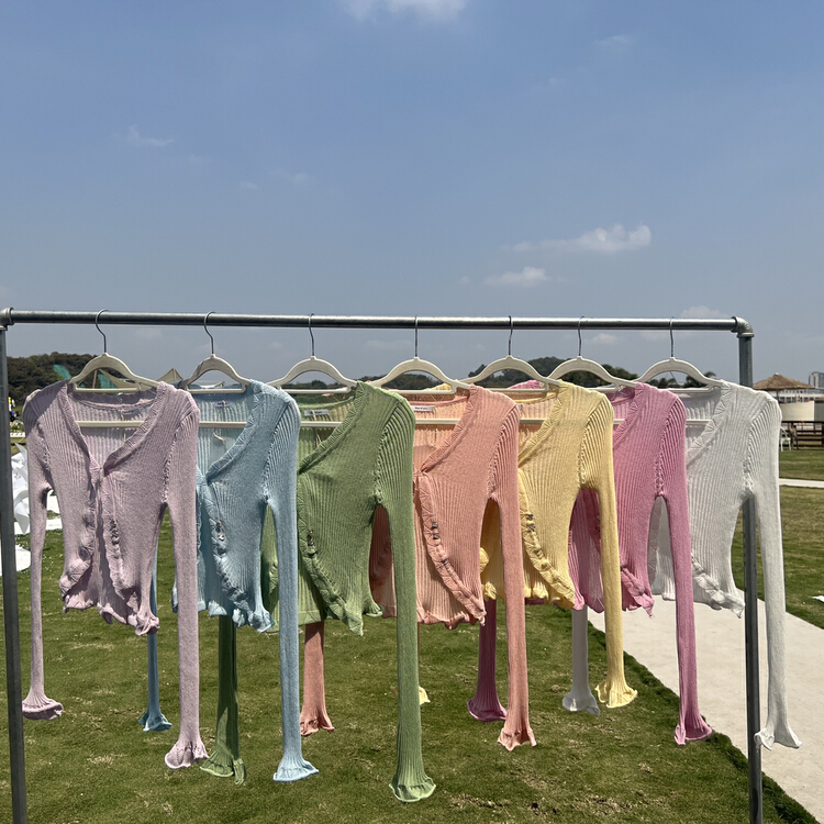 [best of you] slim and slim, wood ear edge love button long sleeve sunscreen sweater 6296\hbx