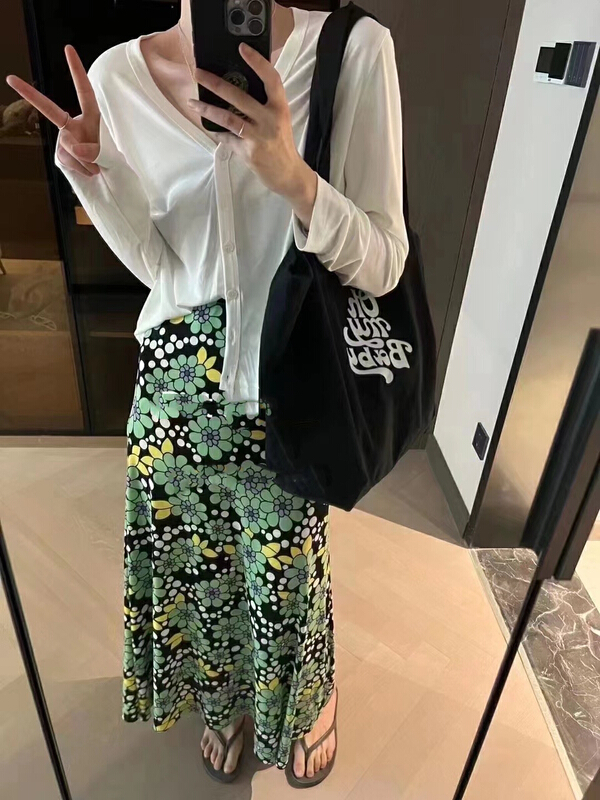 [MI] Korean ice silk sun protection cardigan + Floral Chiffon Skirt Suit 9765\pcz