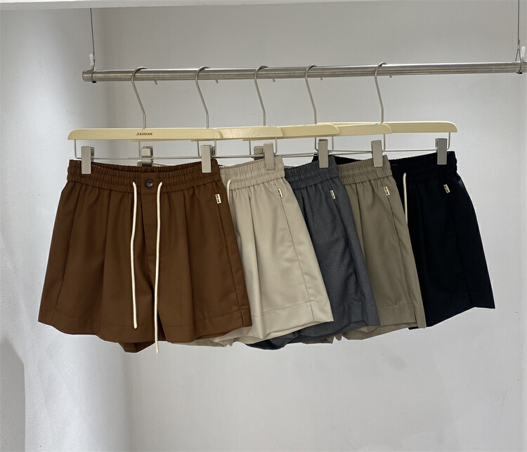 [Focus] solid color simple elastic waist casual shorts 8040\hbx
