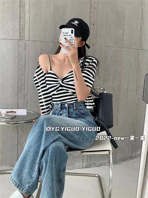 [yiguoyiguo] bow striped vest + comfortable Korean shirt set 28321\pcz