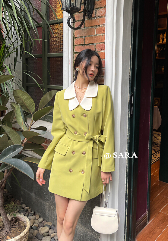New year in early spring! [Sara] contrast color flower collar double breasted dress (with belt) 16822\jhy