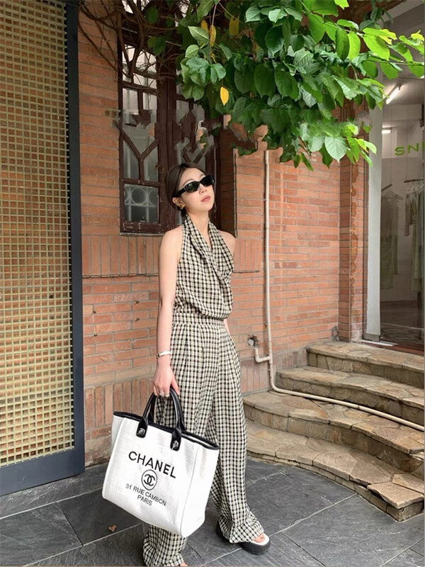 [small vegetable seedlings] neck hanging Plaid loose wide leg Jumpsuit 8675\wpl