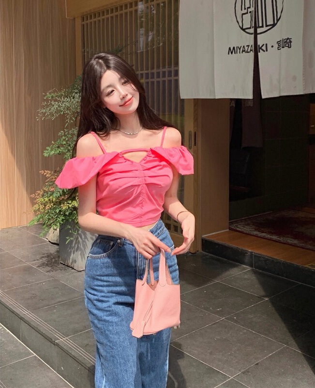 [Doudou family] bubble sleeve off shoulder short shirt 88400\jj