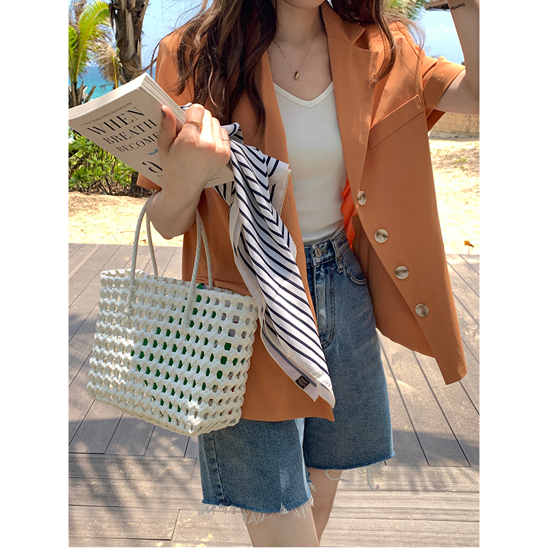 Real shooting of summer 2022 versatile short sleeve loose suit coat tide shoulder pad thin basic top