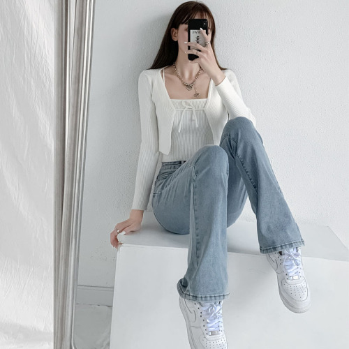 Actual shooting of the new autumn high-grade light luxury horn elastic jeans show thin wide leg jeans and nine point trousers