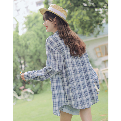 Actual photo of  summer cotton linen blue lattice sunscreen shirt coat thin design feeling lazy blouse women's shirt
