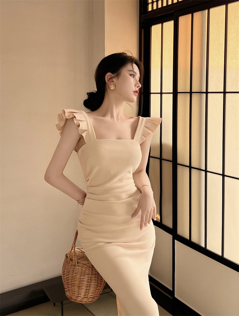 Real auction real price French pure desire white gentle tight dress
