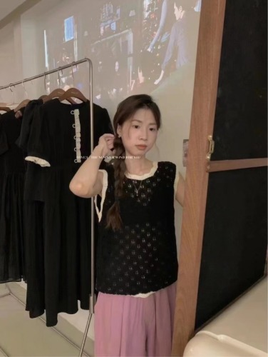 Korean dongdamen new Korean ins style versatile hollow out knitted vest women's fashion