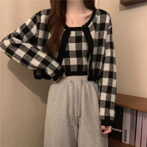 Autumn two piece Jacket Women's short retro French plaid sweater cardigan with suspender vest inside