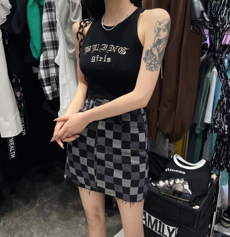 [buyer Yan Xuan - God of wealth] Korean checkerboard slim denim skirt 20177\cl