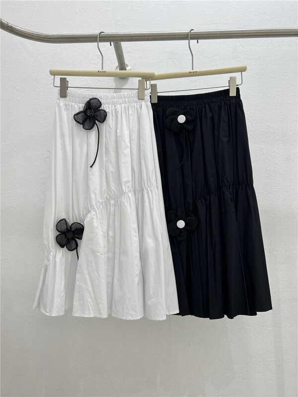 [Kexin] simple elastic waist A-shaped flower design skirt (flowers can not be removed) 6330\lsl