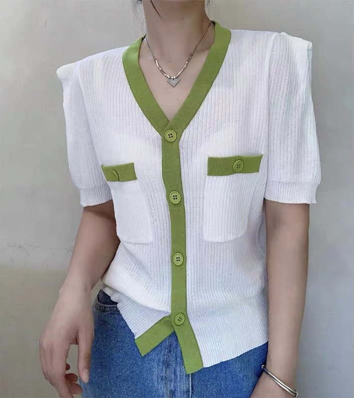[Weika] V-neck color contrast Korean retro knitted cardigan 8273ka\lsl