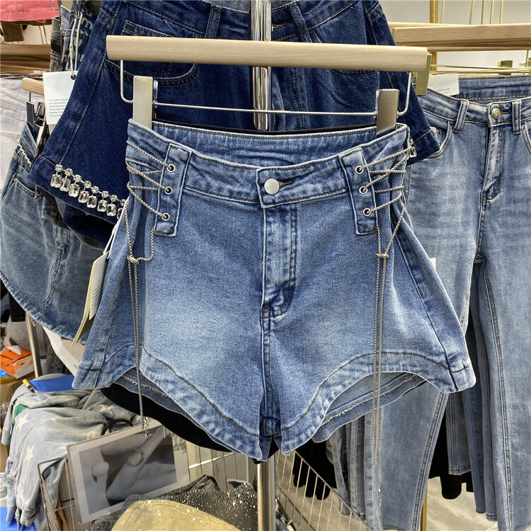 [Han Xier] Korean version high waist thin Wide Leg Denim Shorts (with chain) 2318\hbx