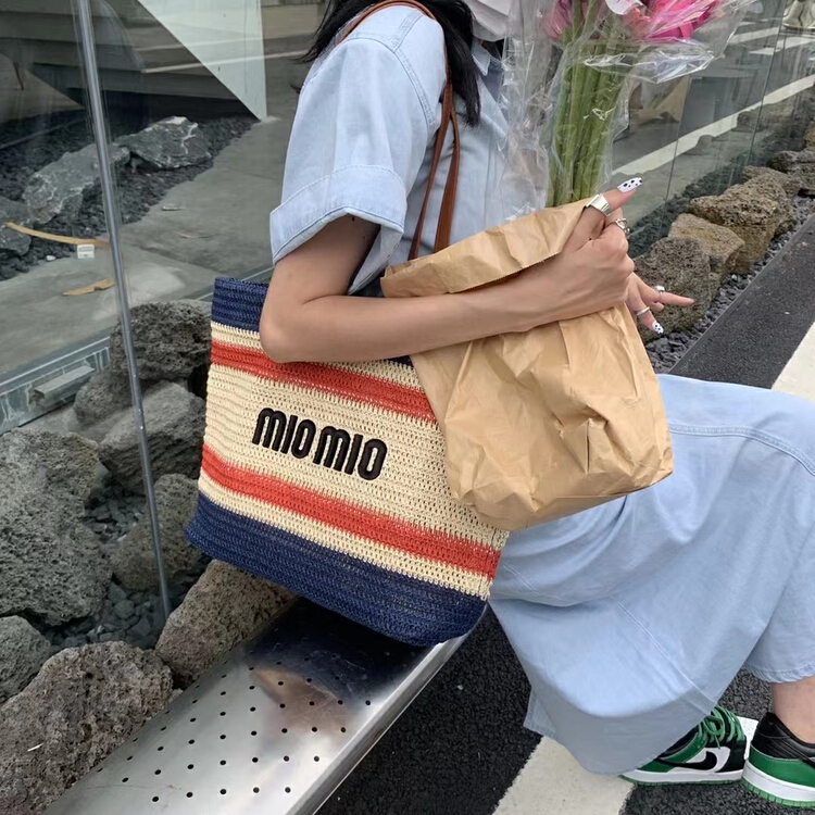 [9:00pm] letter fashion versatile shoulder bag 3322\lsl