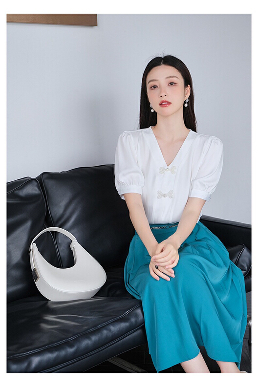[model] pearl love peach Pankou V-neck versatile shirt 80057\jj