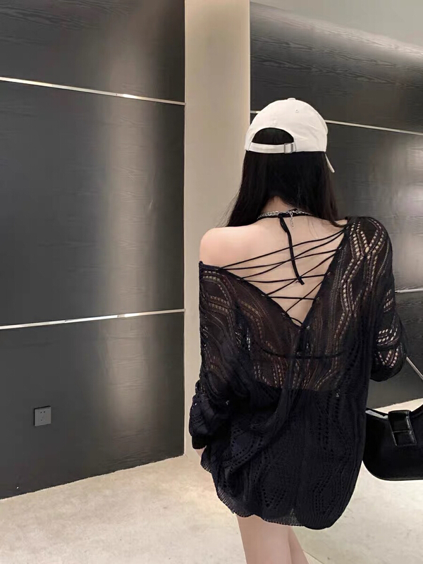 [March] fashionable and versatile large round neck open back loose hollow out T-shirt 2227\ozq
