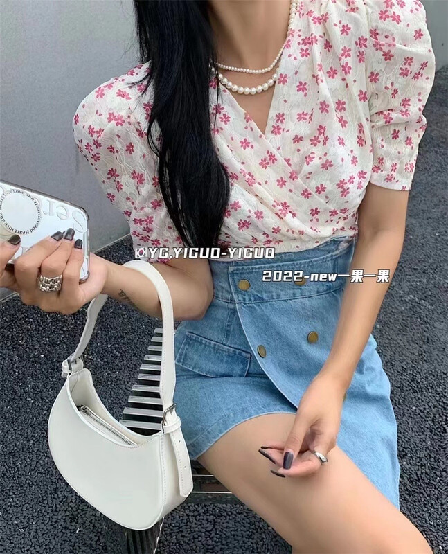 [yiguoyiguo] floral idyllic bubble sleeve shirt 1602 \pcz