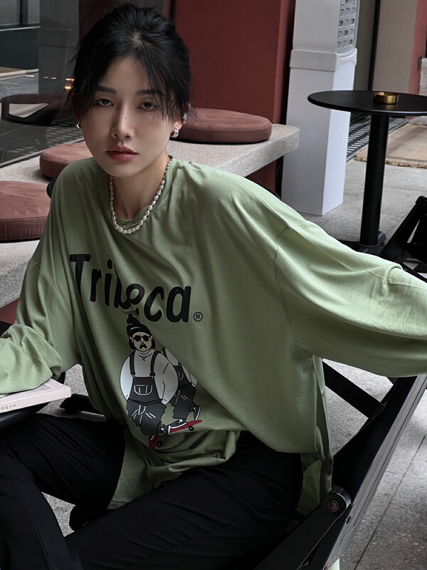 [all in] cartoon letter printed loose sun shirt 4292-\ozq
